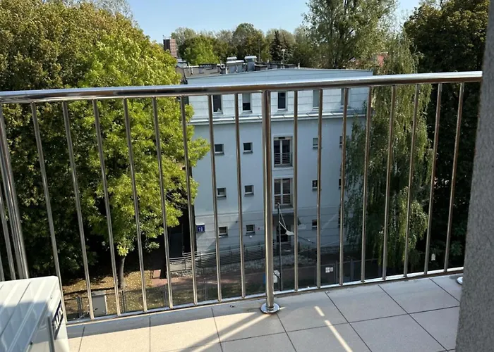 Sunny Studio Apartament & Private Parking