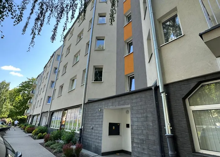 Sunny Studio Apartament & Private Parking